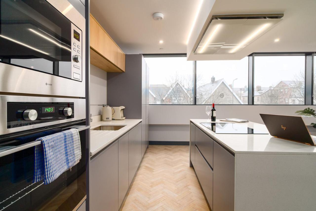 Luxe Apartments, The Moorwell, Parking, Gym - 10Mins Cardiff City Ctr Extérieur photo
